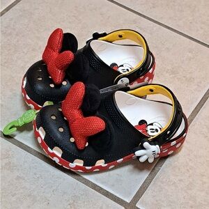 Crocs x Disney Minnie Mouse Classic Clogs - Little Kids Toddler C9